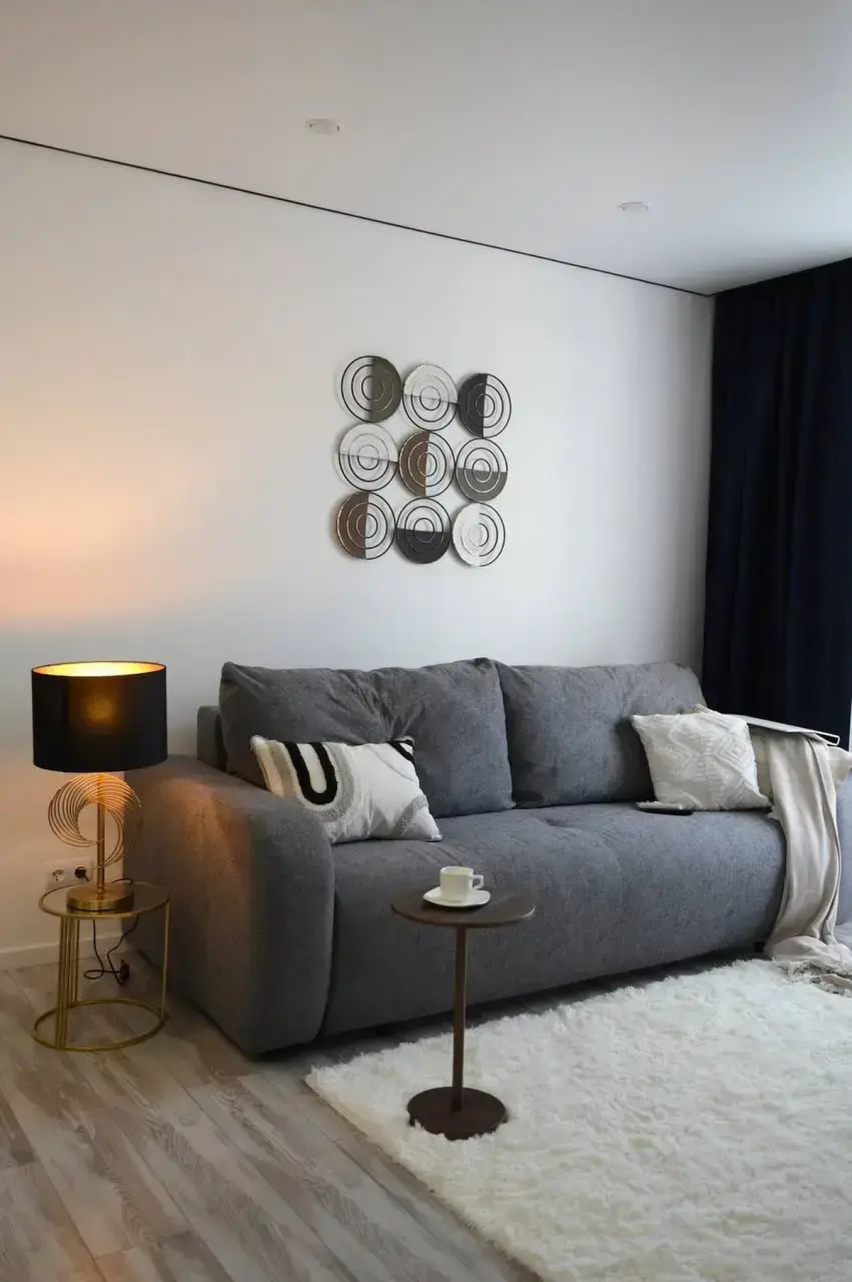 Квартира с дизайнерским ремонтом Rent House в центре