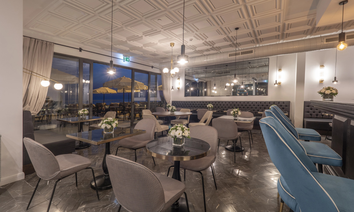 Vivid Blue Serenity Resort