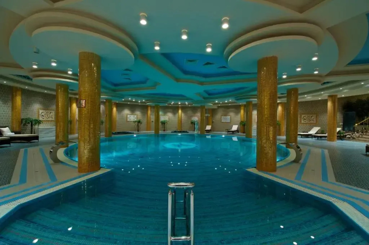 Royal Tulip Алматы