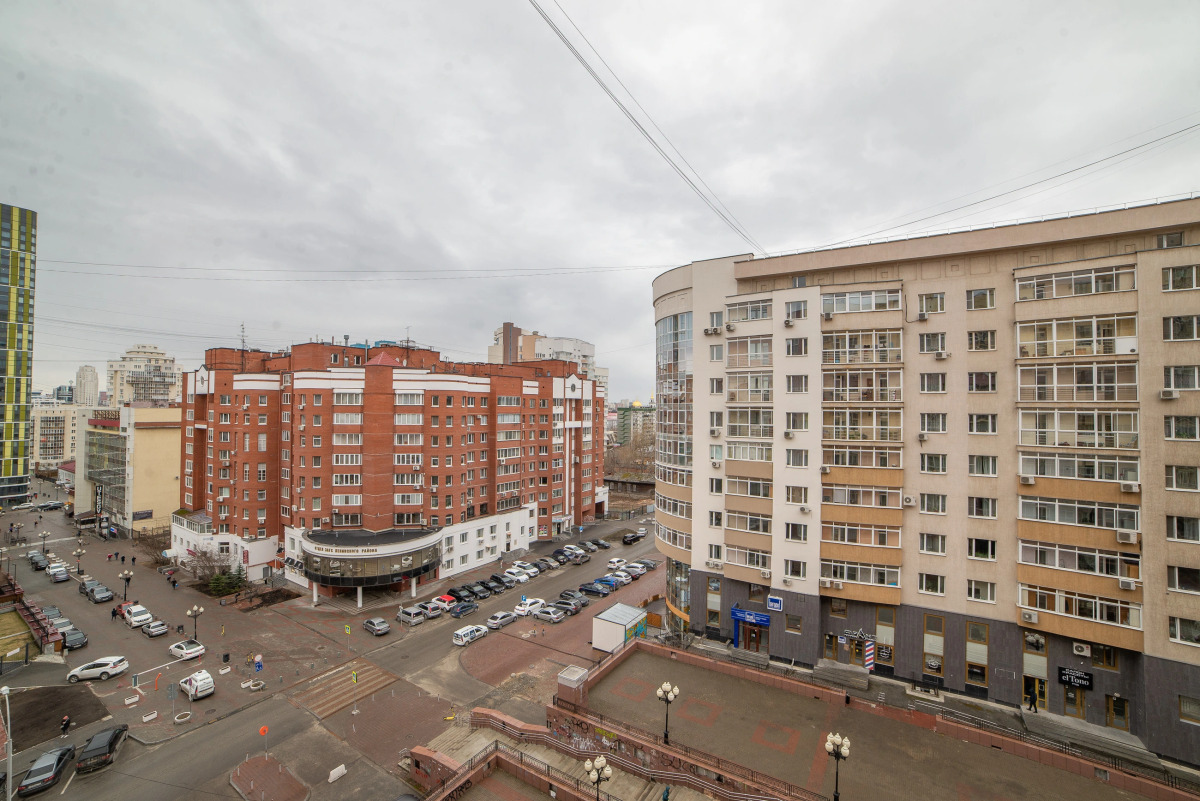 Апартаменты Трехкомнатная в центре