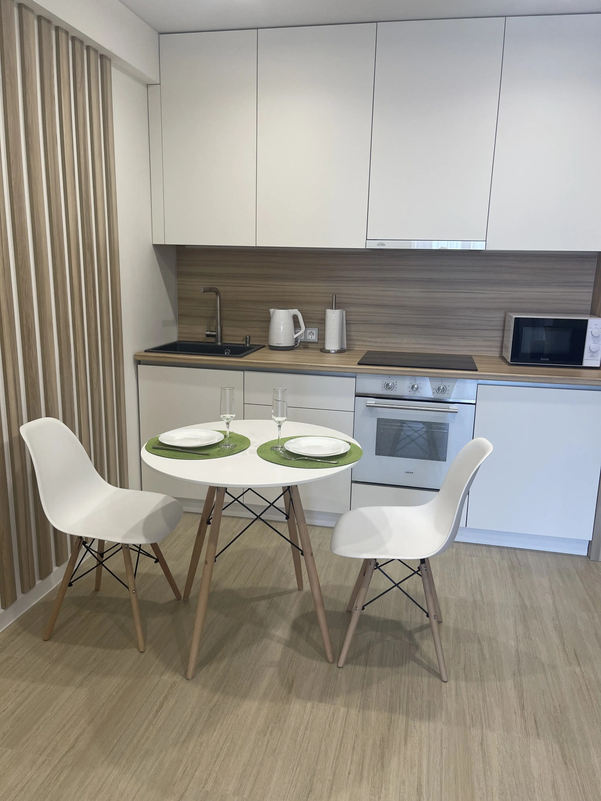 Апартаменты в Центре на Набережной с Видом на Реку