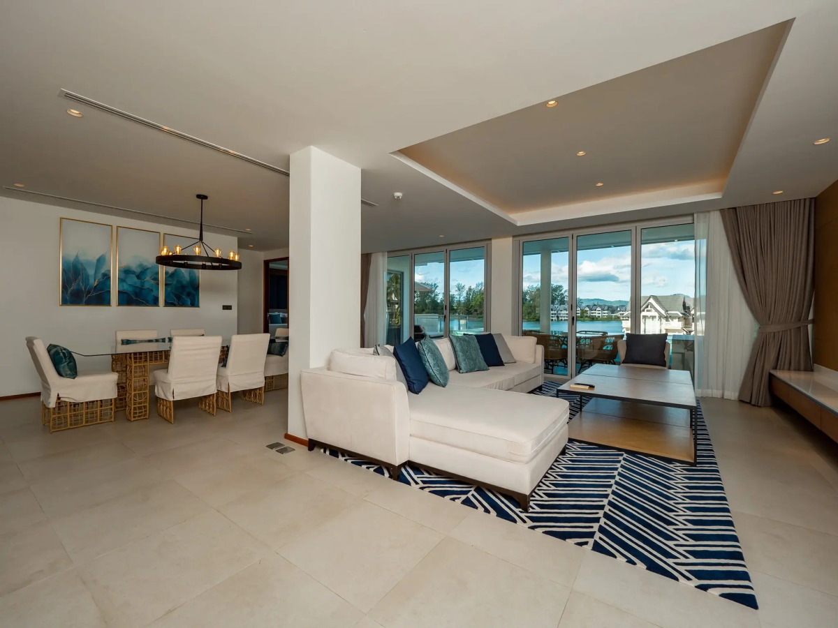 Прекрасные апартаменты с бассейном в Laguna Phuket