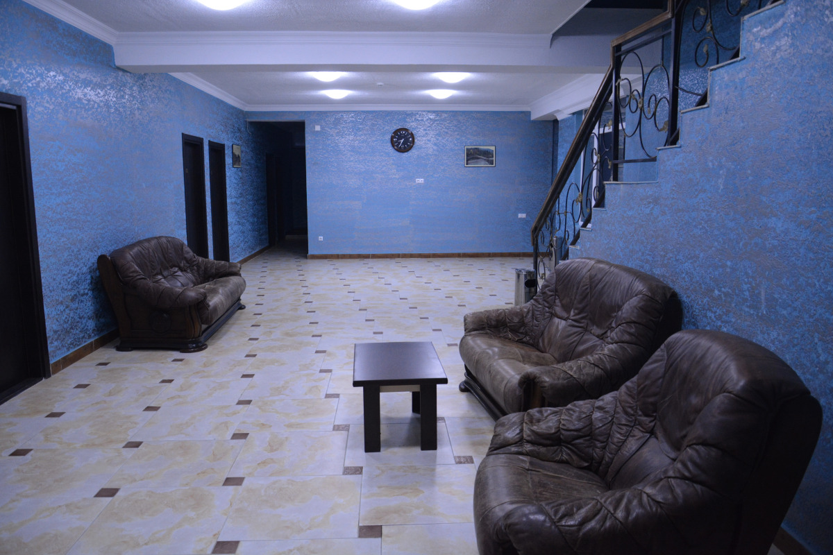 Отель Nine Brothers