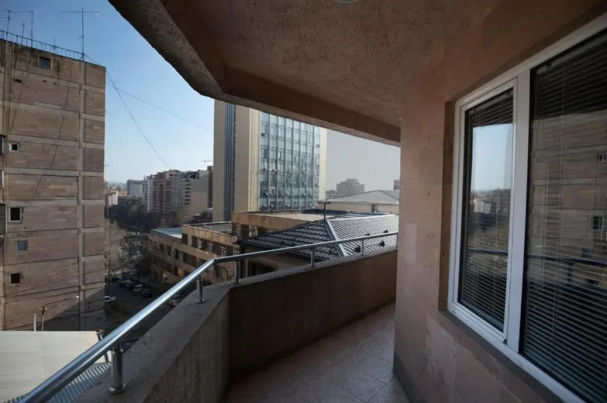 RIS Central Apartments Yerevan