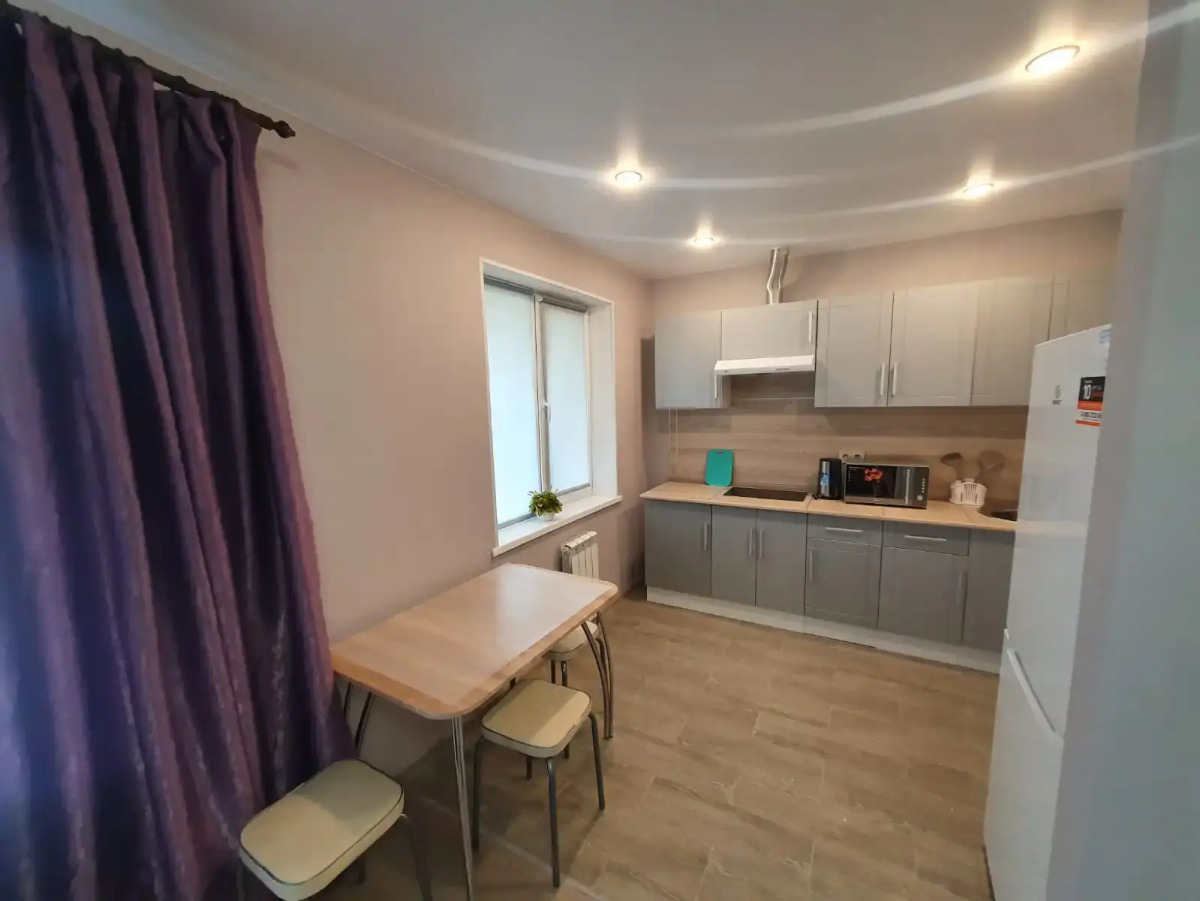 Апартаменты ул.Адмирала Горшкова 57