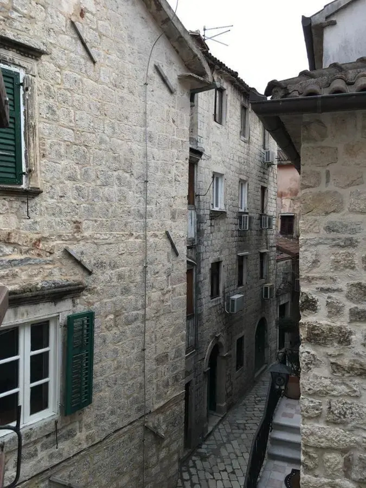 Hotel Athos Guesthouse