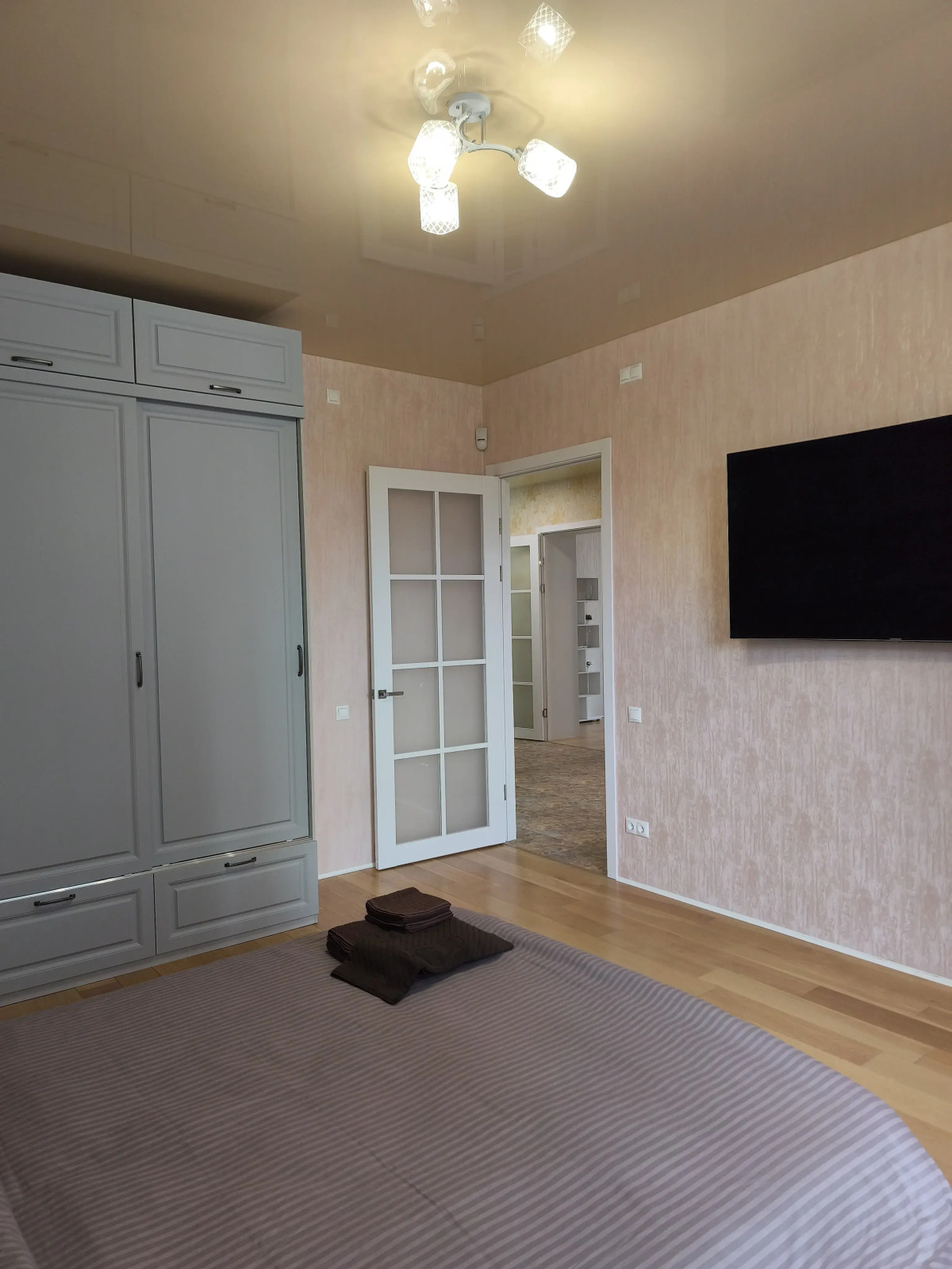 Квартира просторная на Богдана Хмельницкого