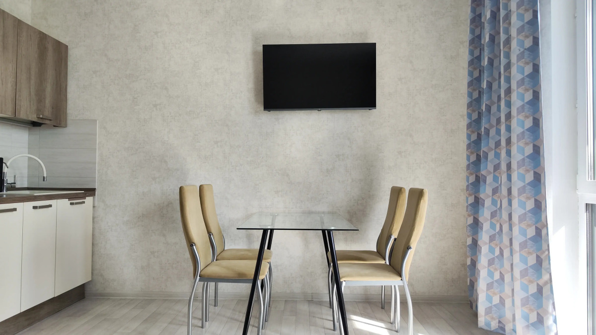 Апартаменты Panda Home с видом на мост влюблённых