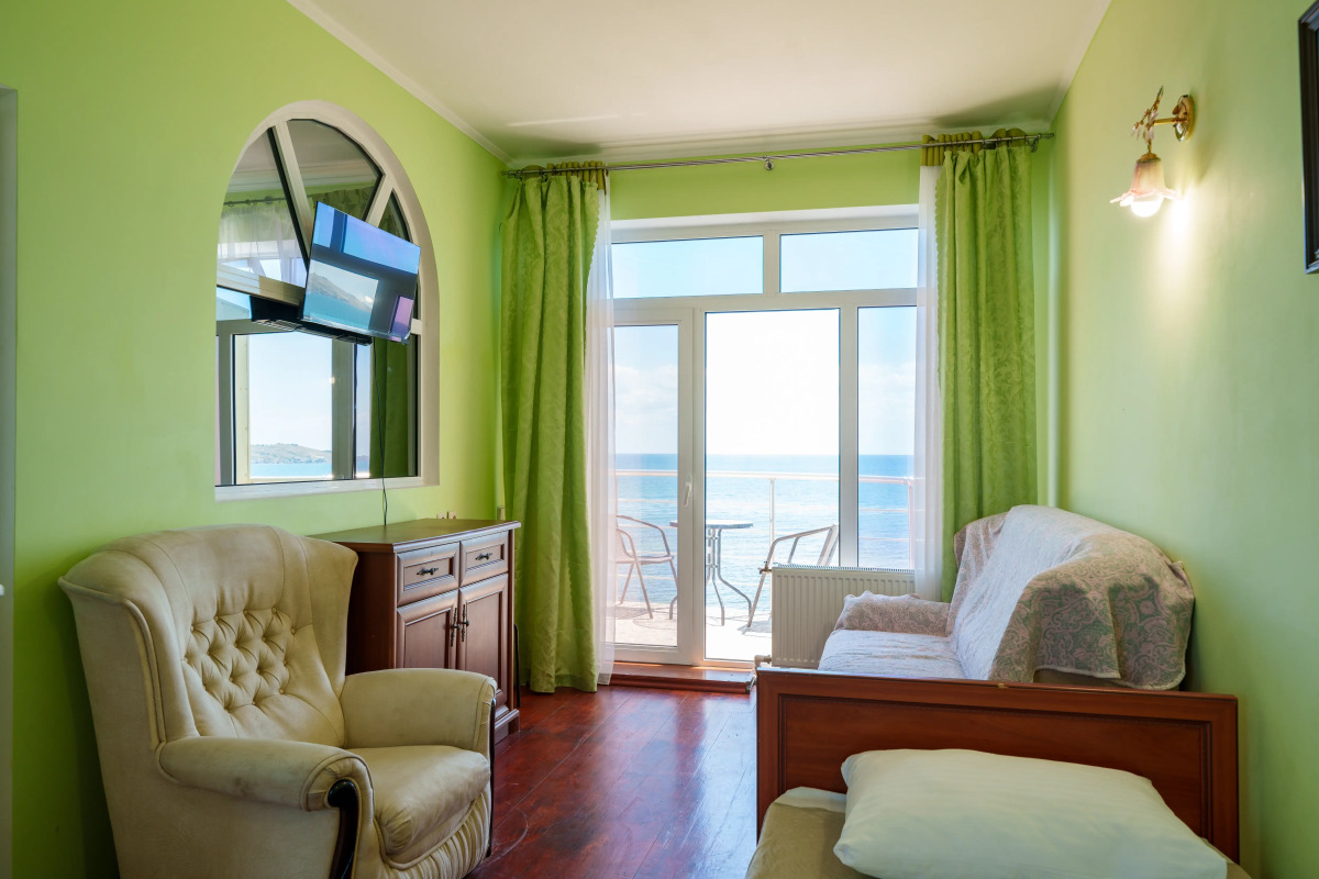 Отель Золотые Пески