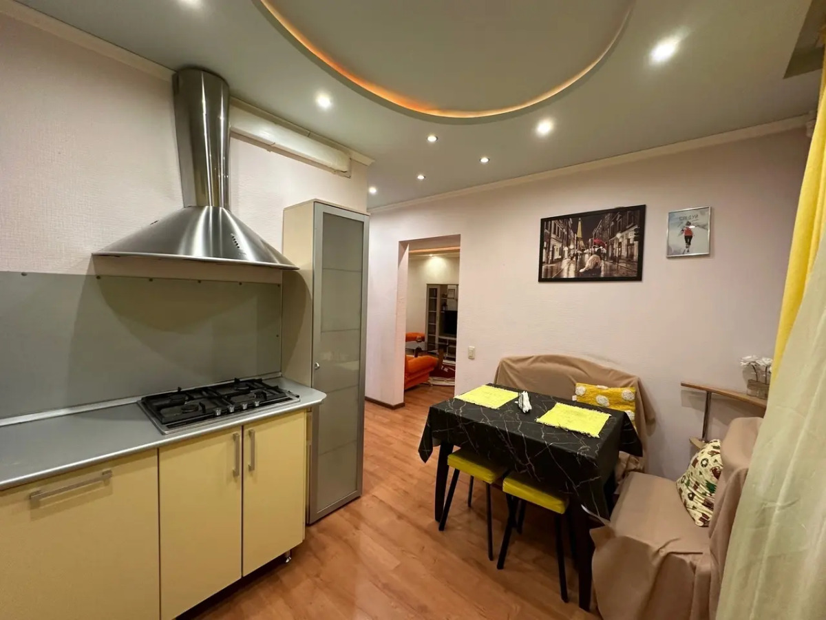 Уютные Двухкомнатные апартаменты на Стаханова 40