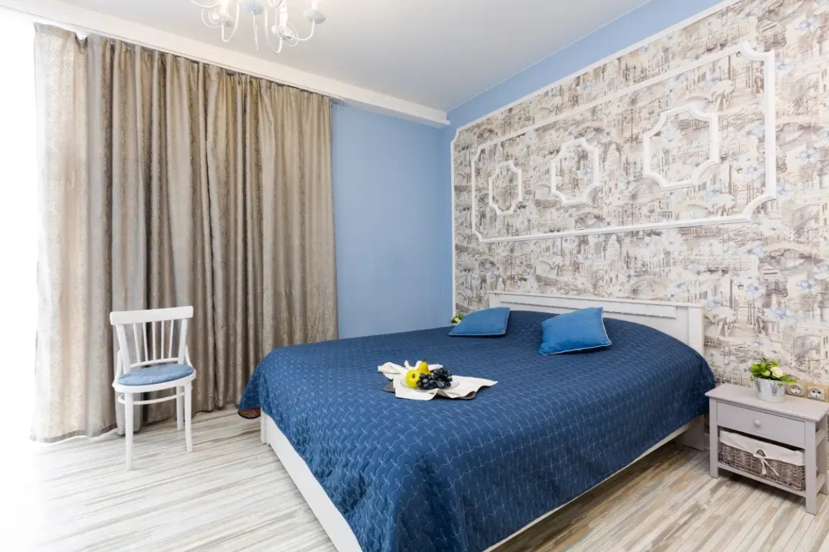 Апартаменты Этажидейли на Белинского с балконом