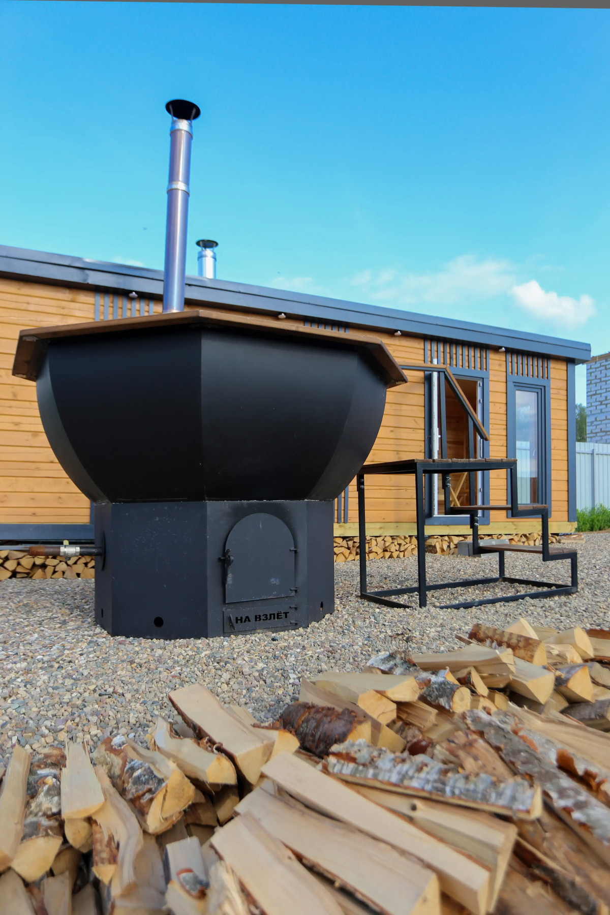 Частный дом Барнхауз у озера