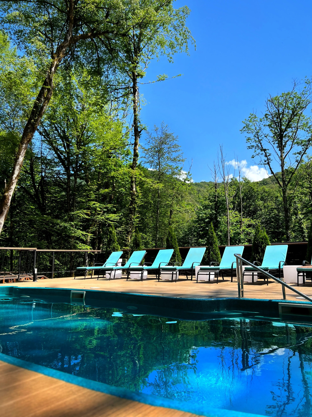 Riverside Resort&Spa