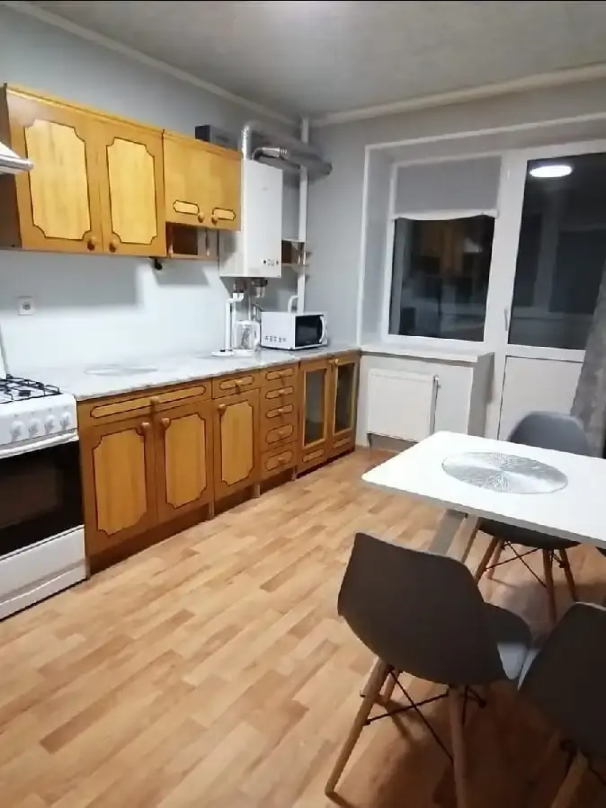 Апартаменты Квартира с лоджией у вокзала