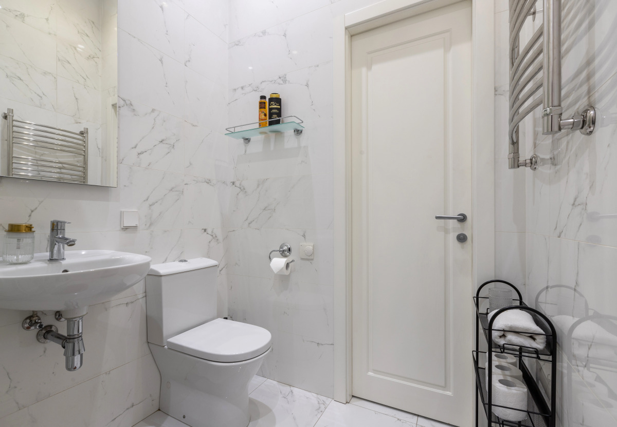 Апартаменты 4-комнатные HomeApart К.Маркса, 30