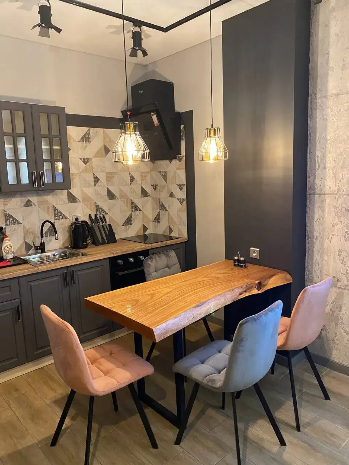 Апартаменты Три Стиля у Цветника