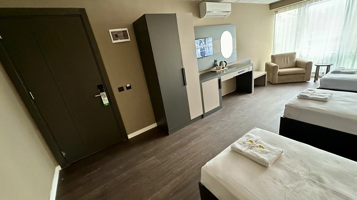 Отель Esse Joven