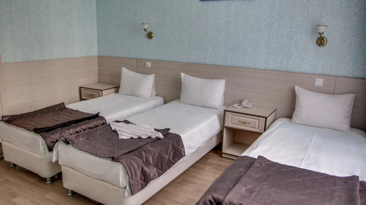 Отель сквер Высоцкого