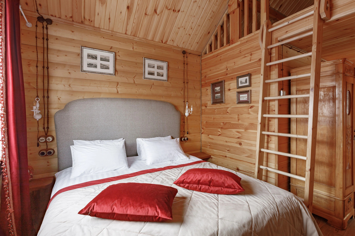 Отель Империал