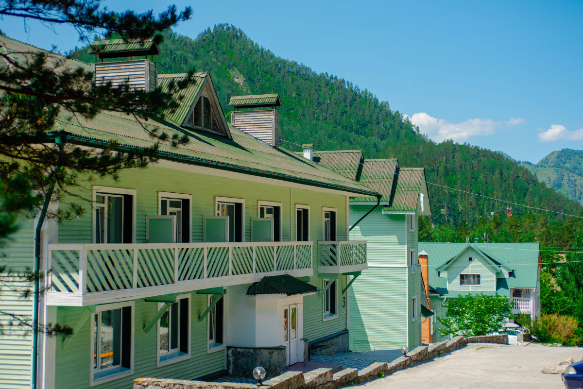 Отель ГК Ареда 1 - Mountain