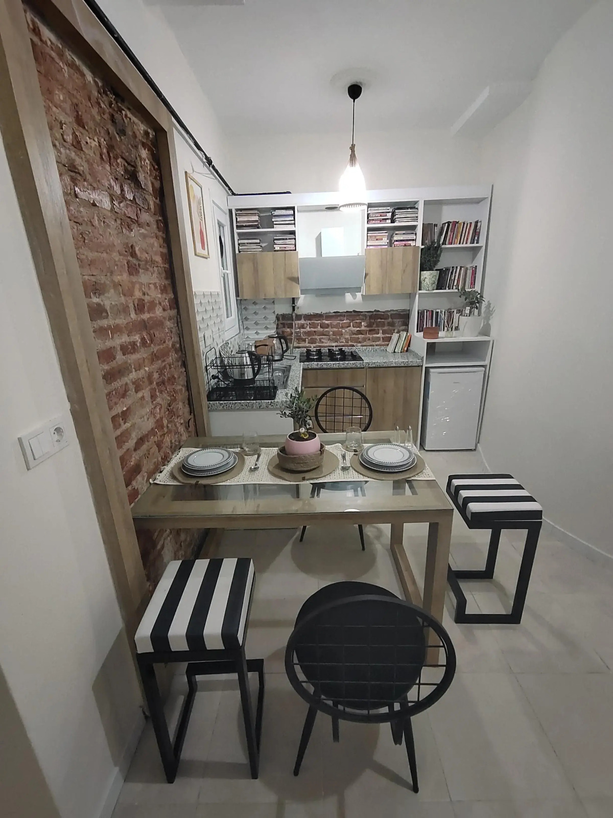 Апартаменты 2BR+2Bath entire apt with Balcony at central location