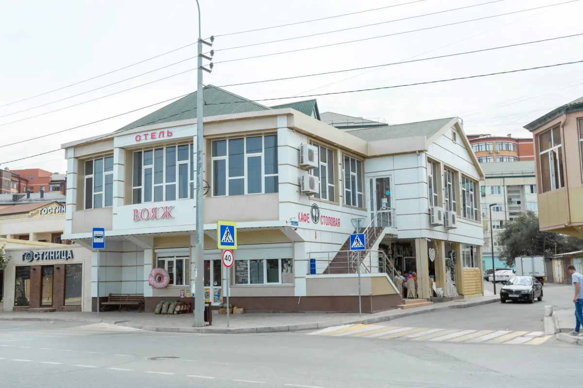 Вояж на набережной