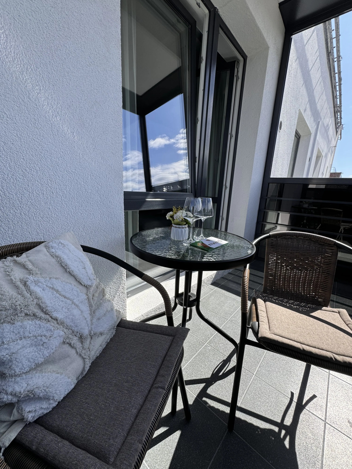 Апартаменты У Реки