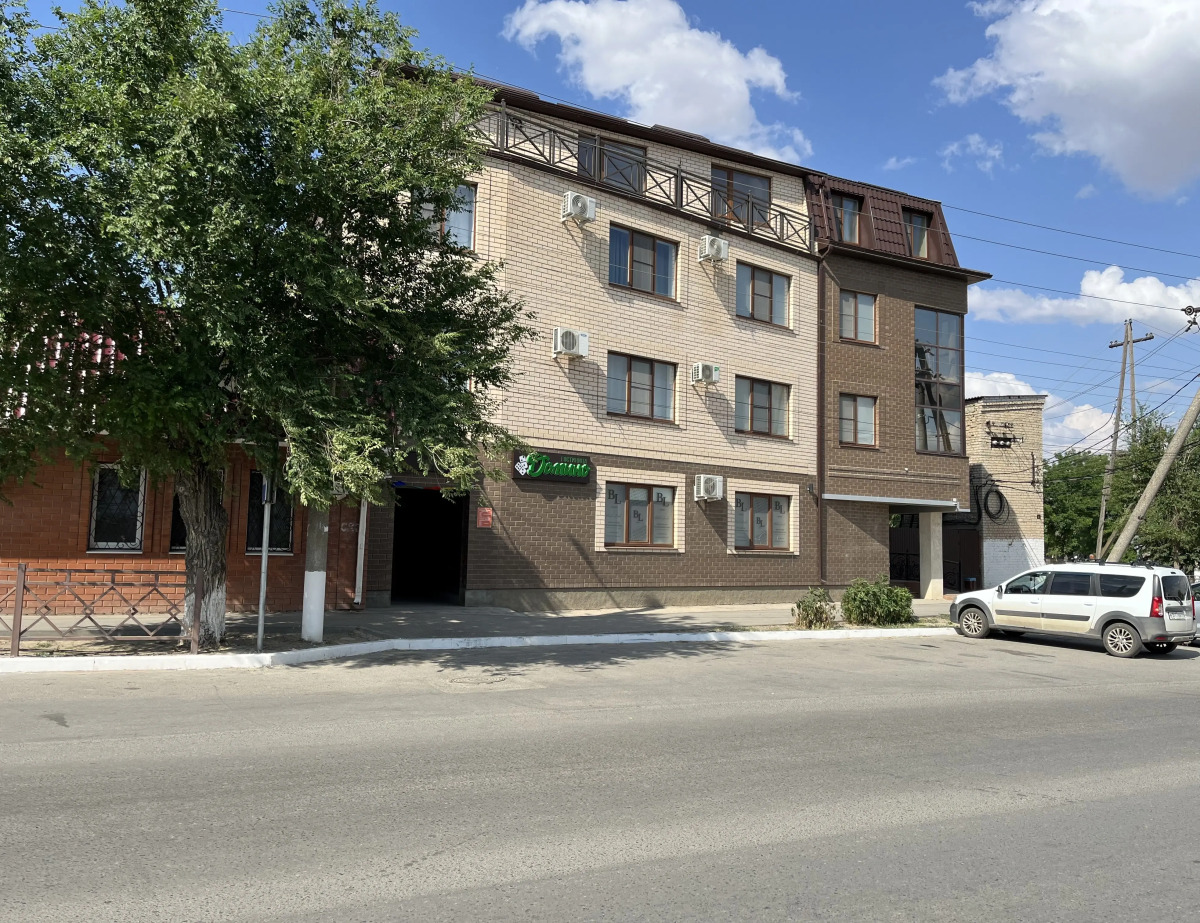 Отель Домино