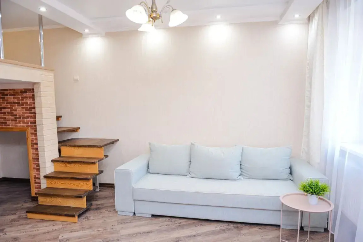 Апартаменты на Космонавтов 35/16