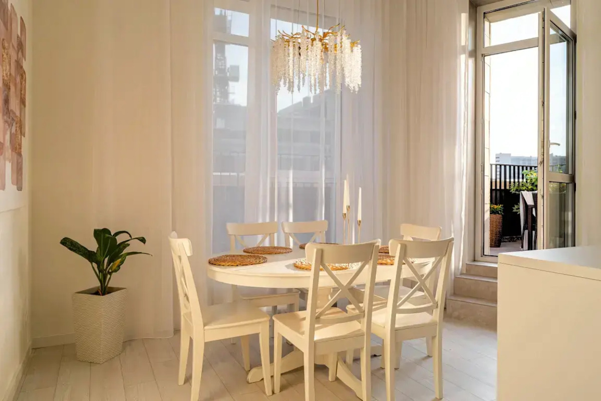 Квартира Хризантема