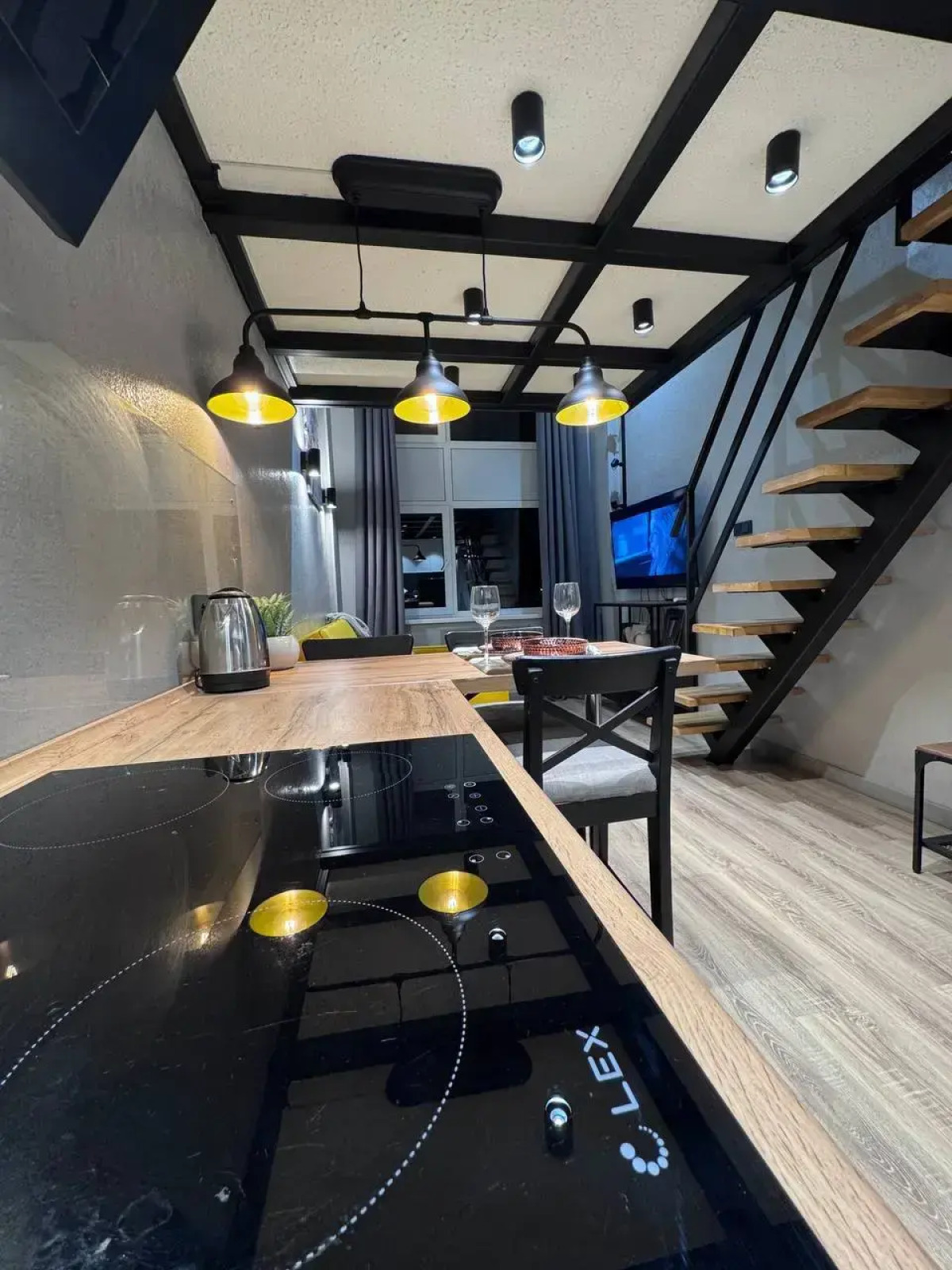 Апартаменты Двухуровневые апартаменты у Москвы-Реки