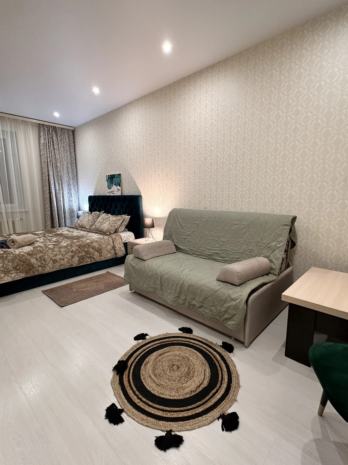 Апартаменты Крайнова 3А