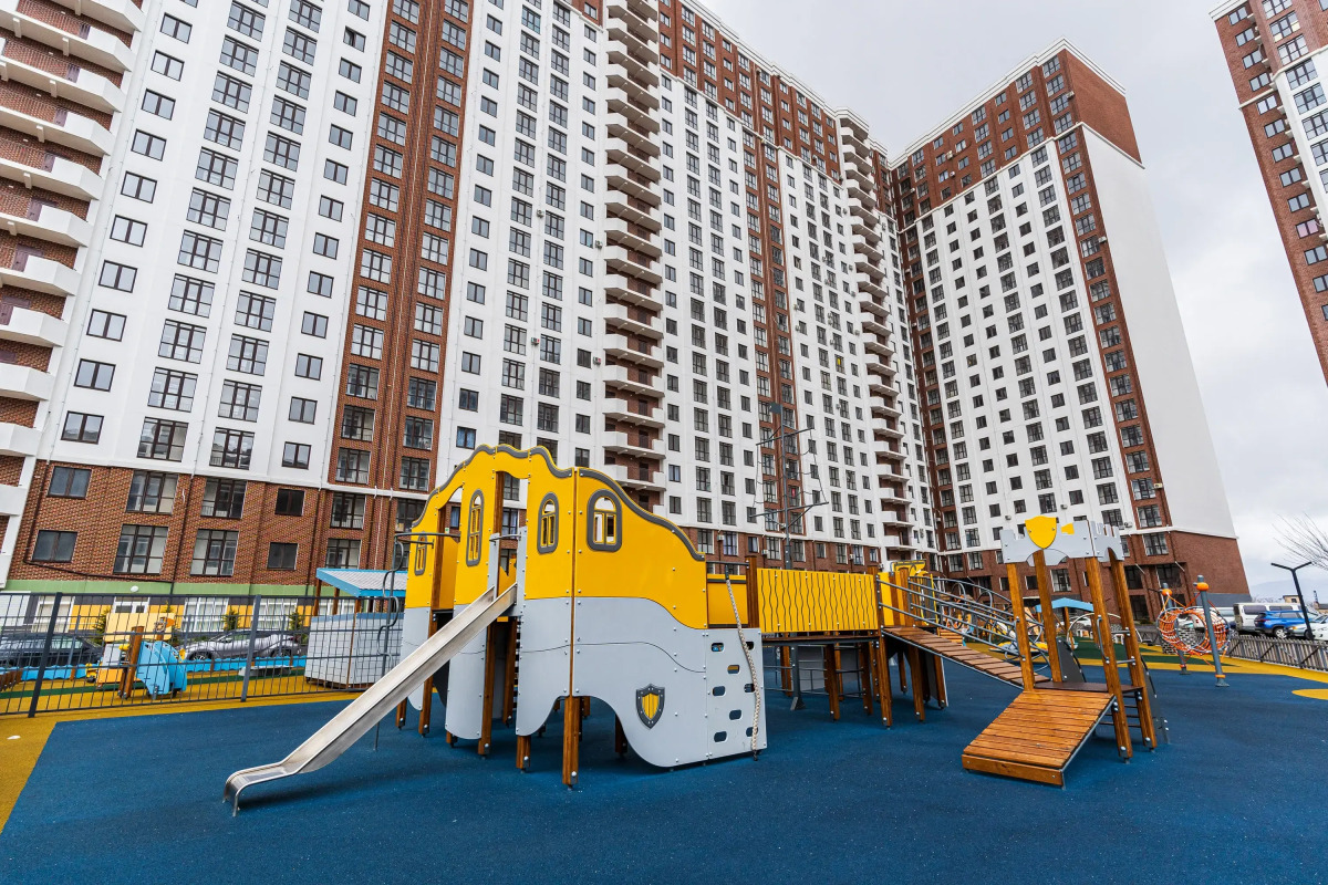 Апартаменты с Лоджией и Видом на Город и Море от LetoApart