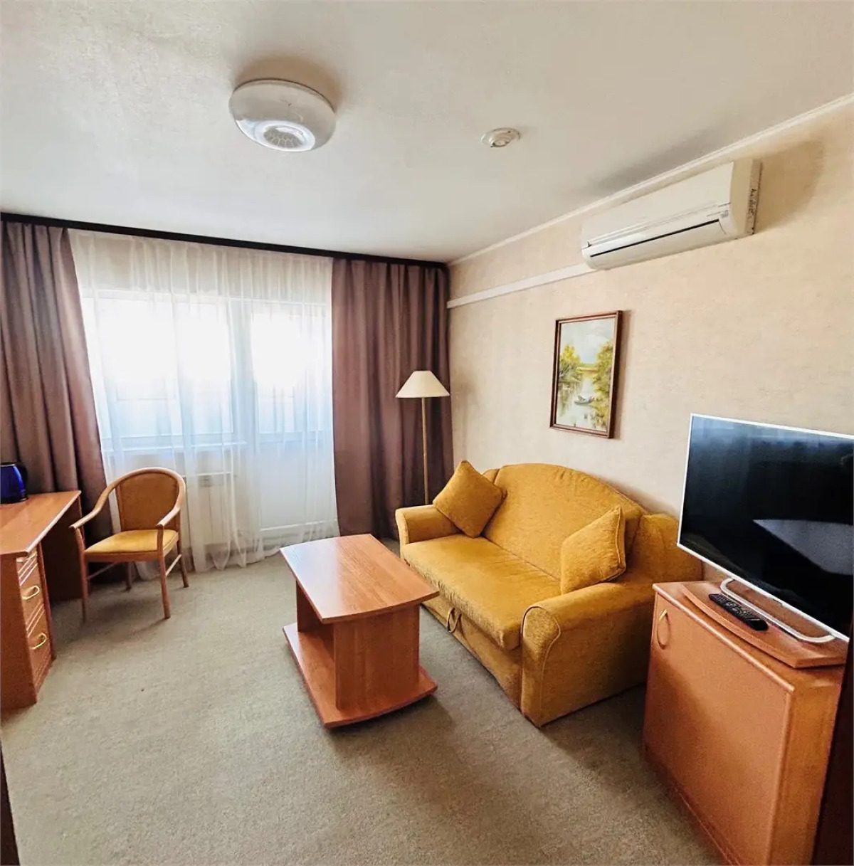 Отель Поворот