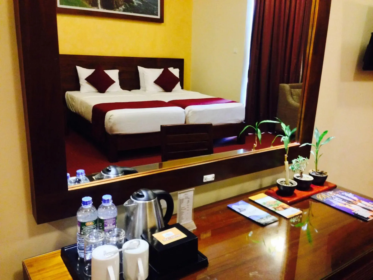 Mirage Colombo Hotel