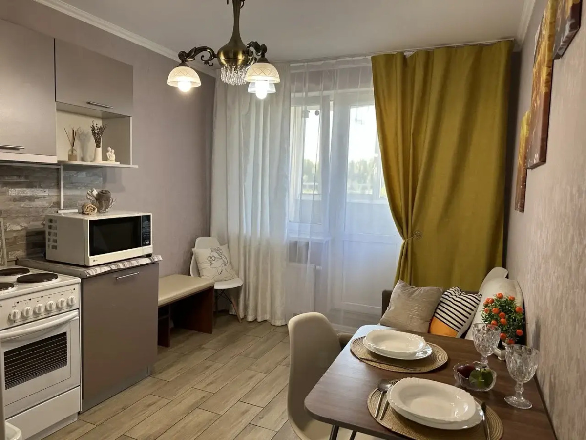 Квартира Уютная с видом на Шуваловский парк