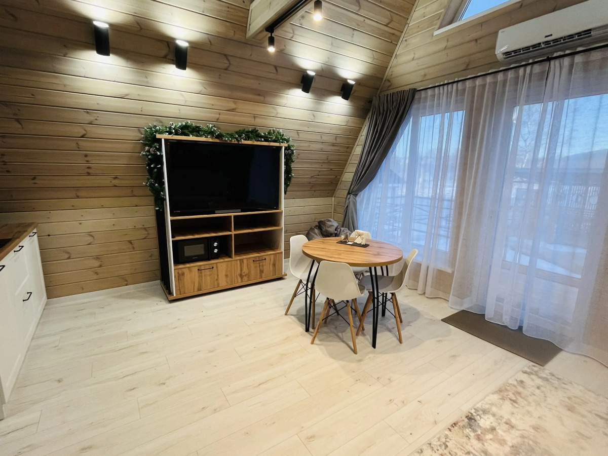 Шале LakeSide Coral