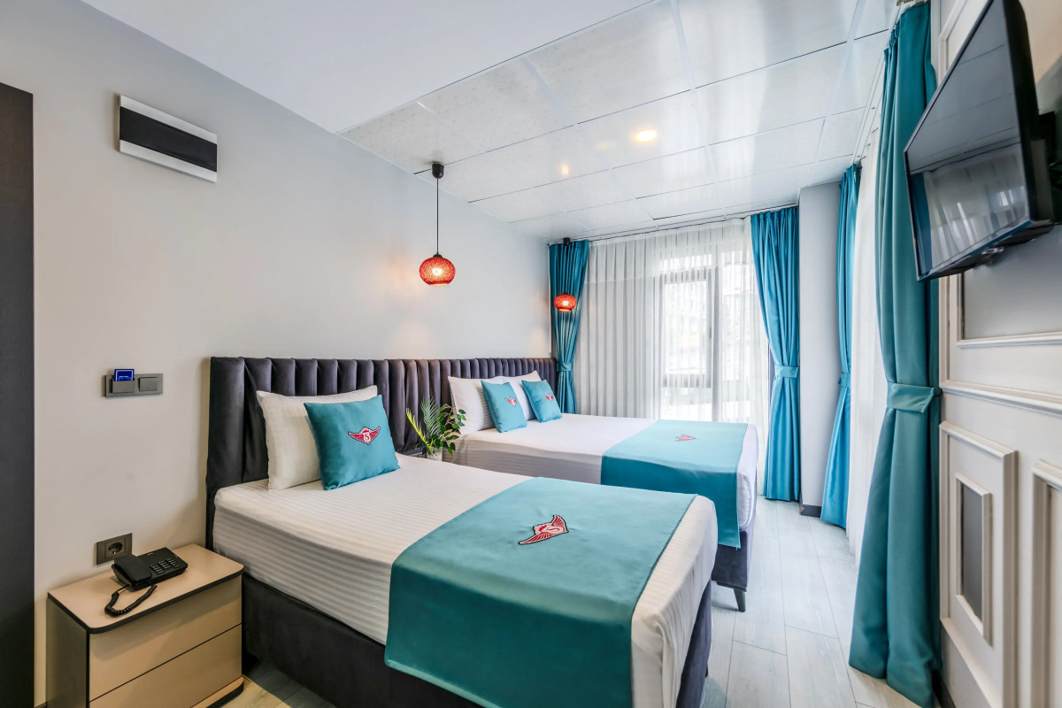 Отель Solin Airport Hotel