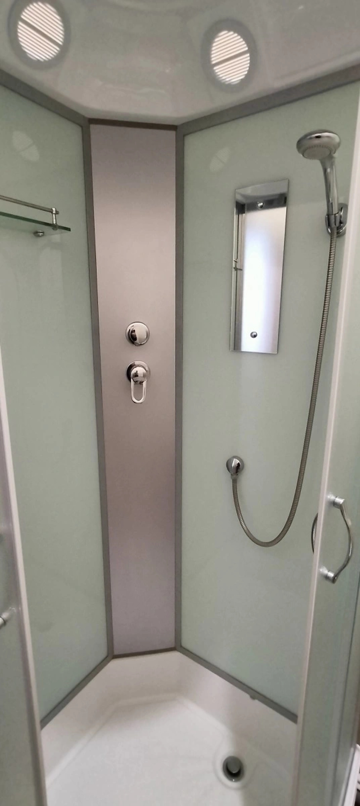 Апартаменты комфортные в новом доме на Шафиева 44/1