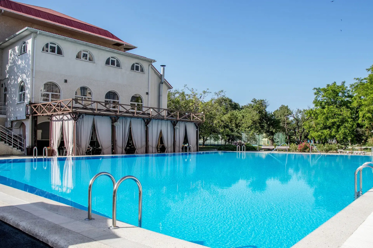 Отель Чёрное море (корпуса 1 и 2)