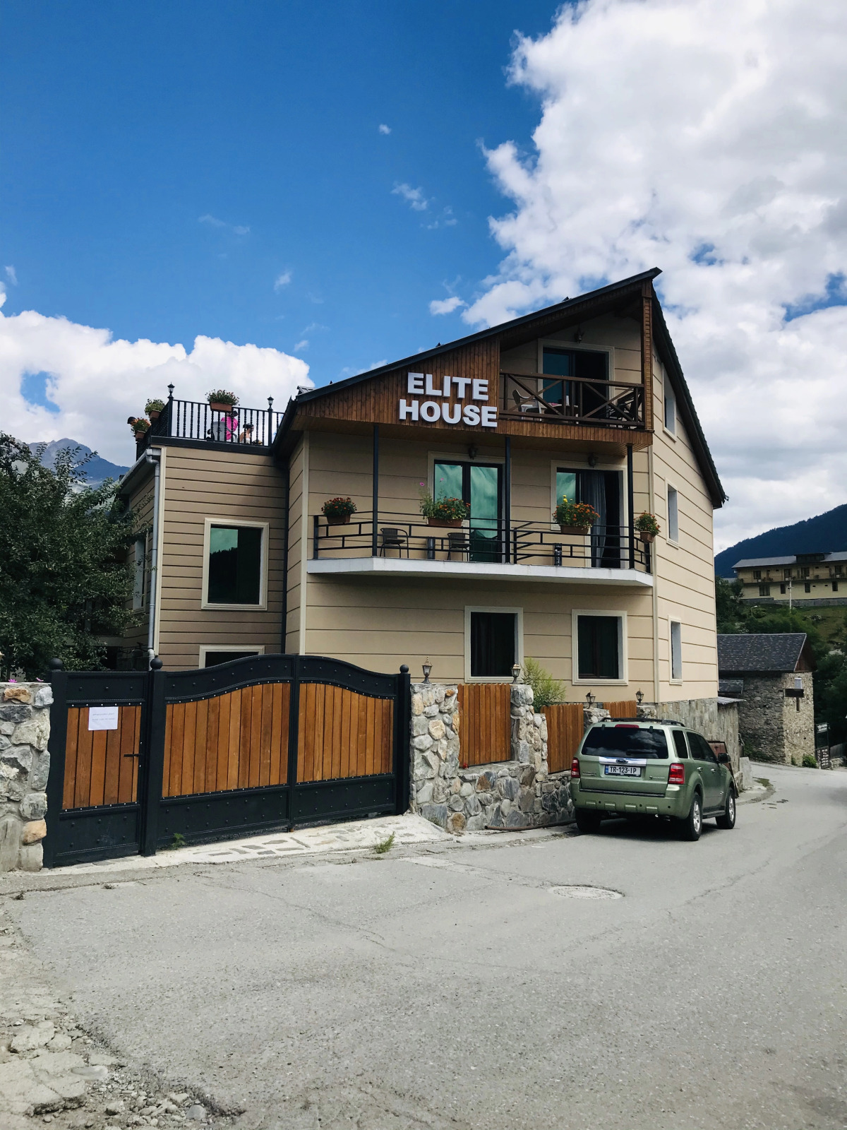 Отель Elite House