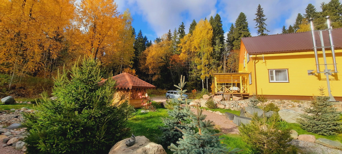 Гостевой дом Коттедж Лесной