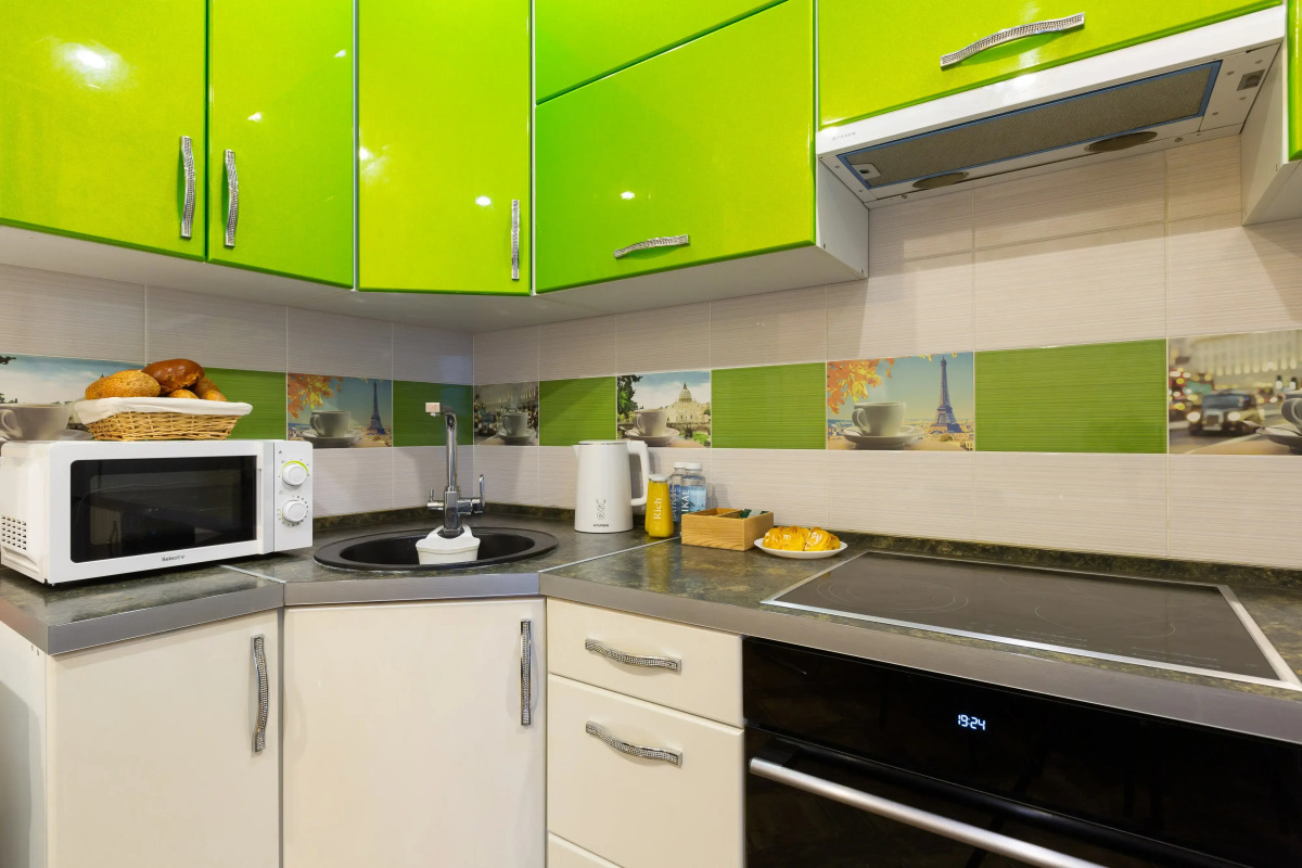 Апартаменты 2комнатные с балконом в мкр "Зеленый Бор"