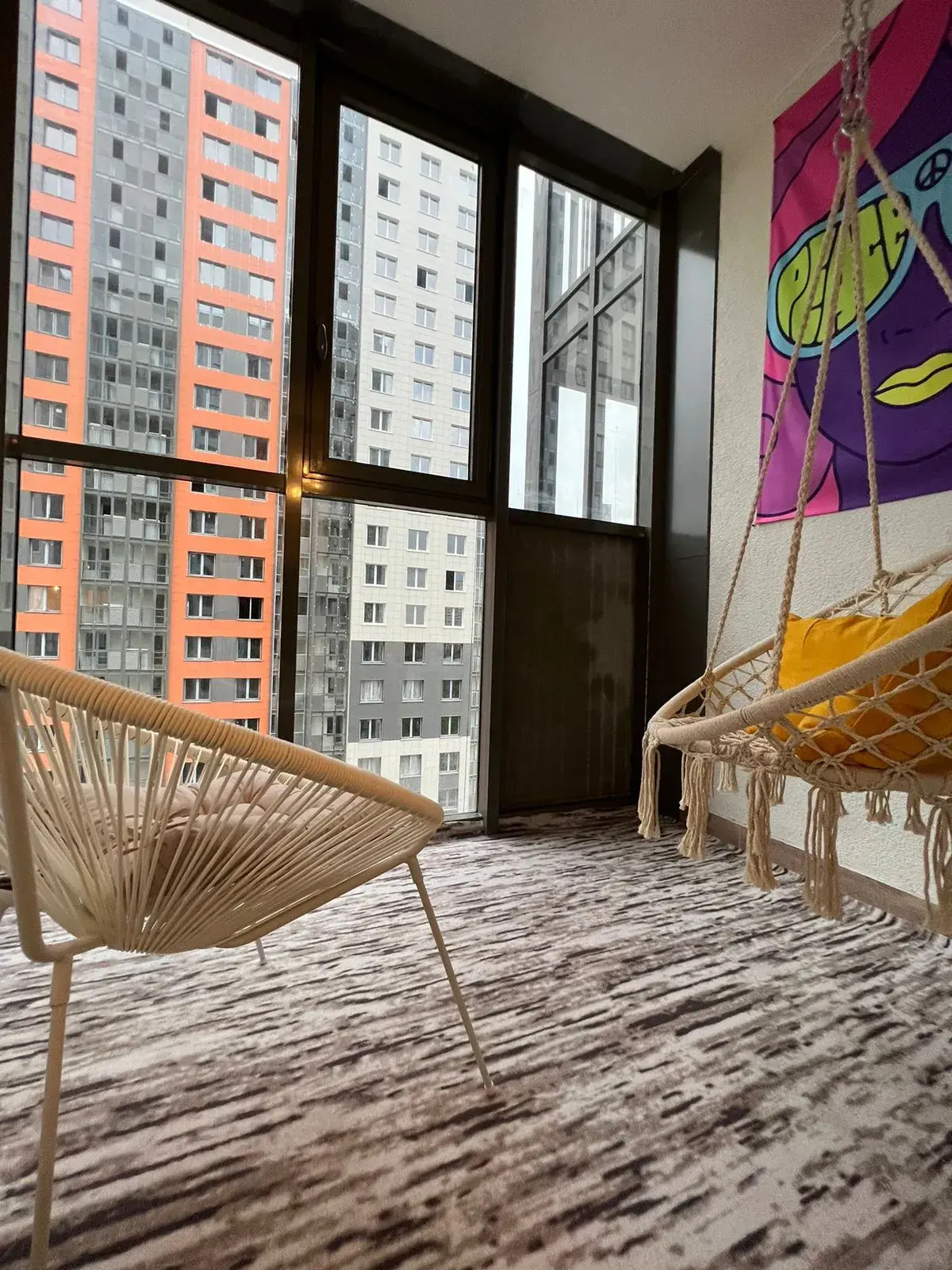 Апартаменты в Изумрудных Холмах