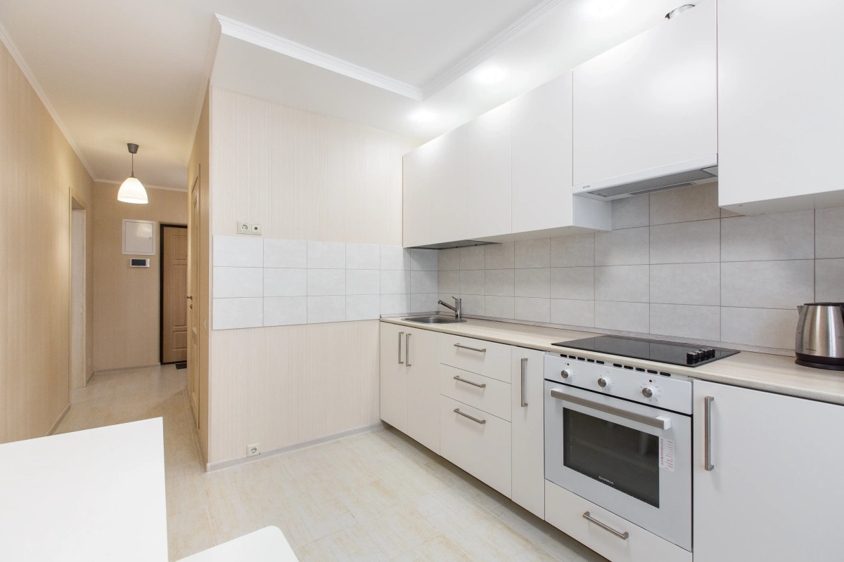 1b  Krasnogrskij 46 Apartments