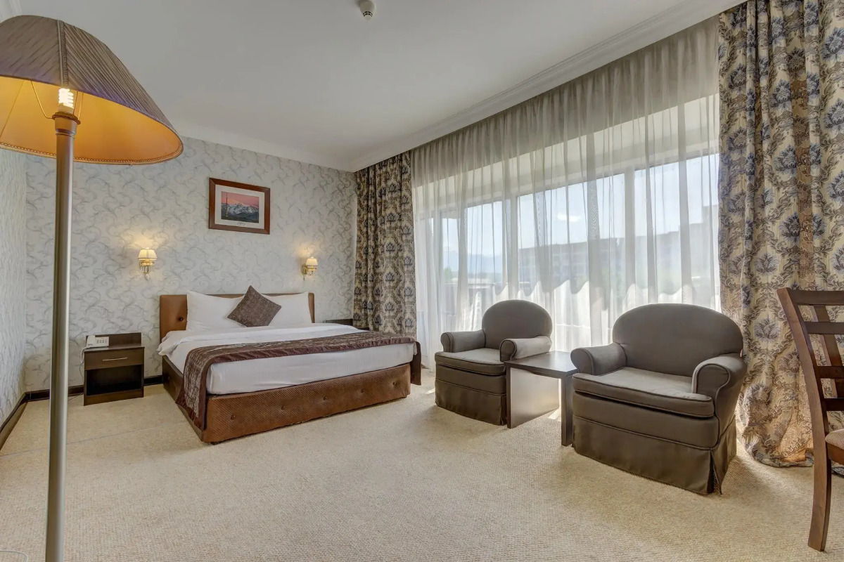 Отель Премьер Алатау