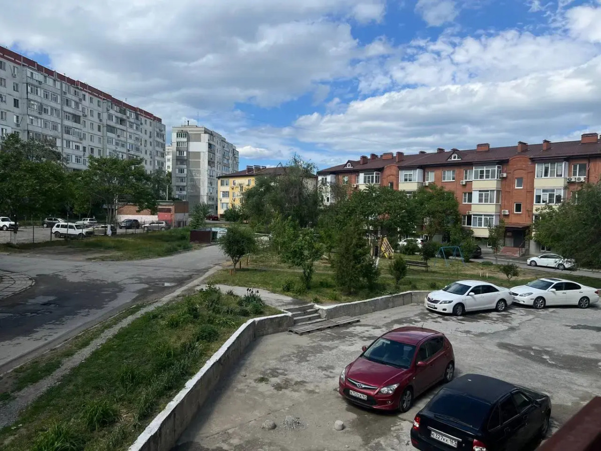 Квартира Однокомнатная на Кошевого 25с1 1