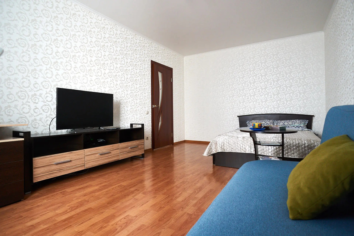 Апартаменты Comfort Apartment 70 Let Oktyabrya 10