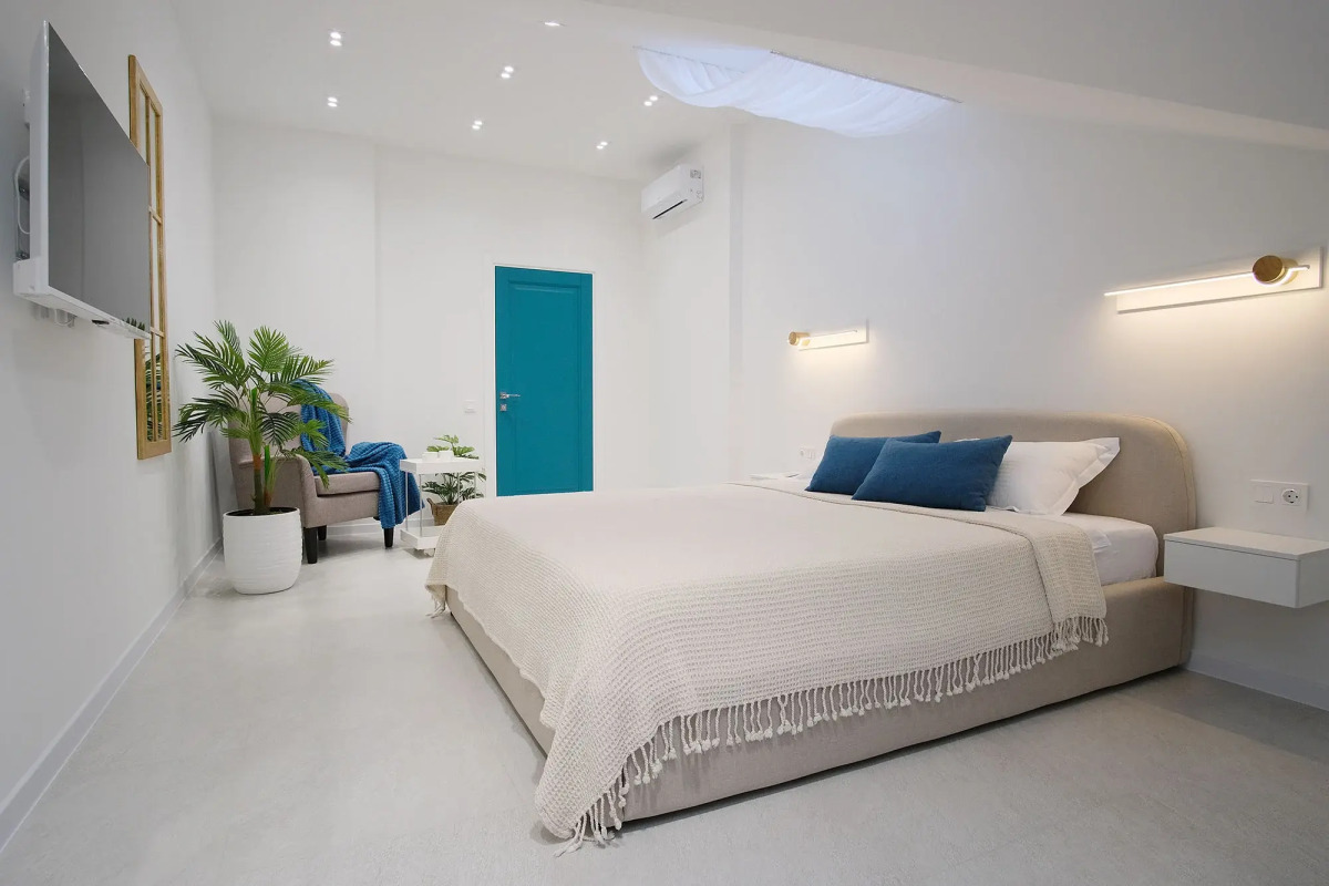 Апартаменты Дизайнерская мансарда в 150 метрах от моря