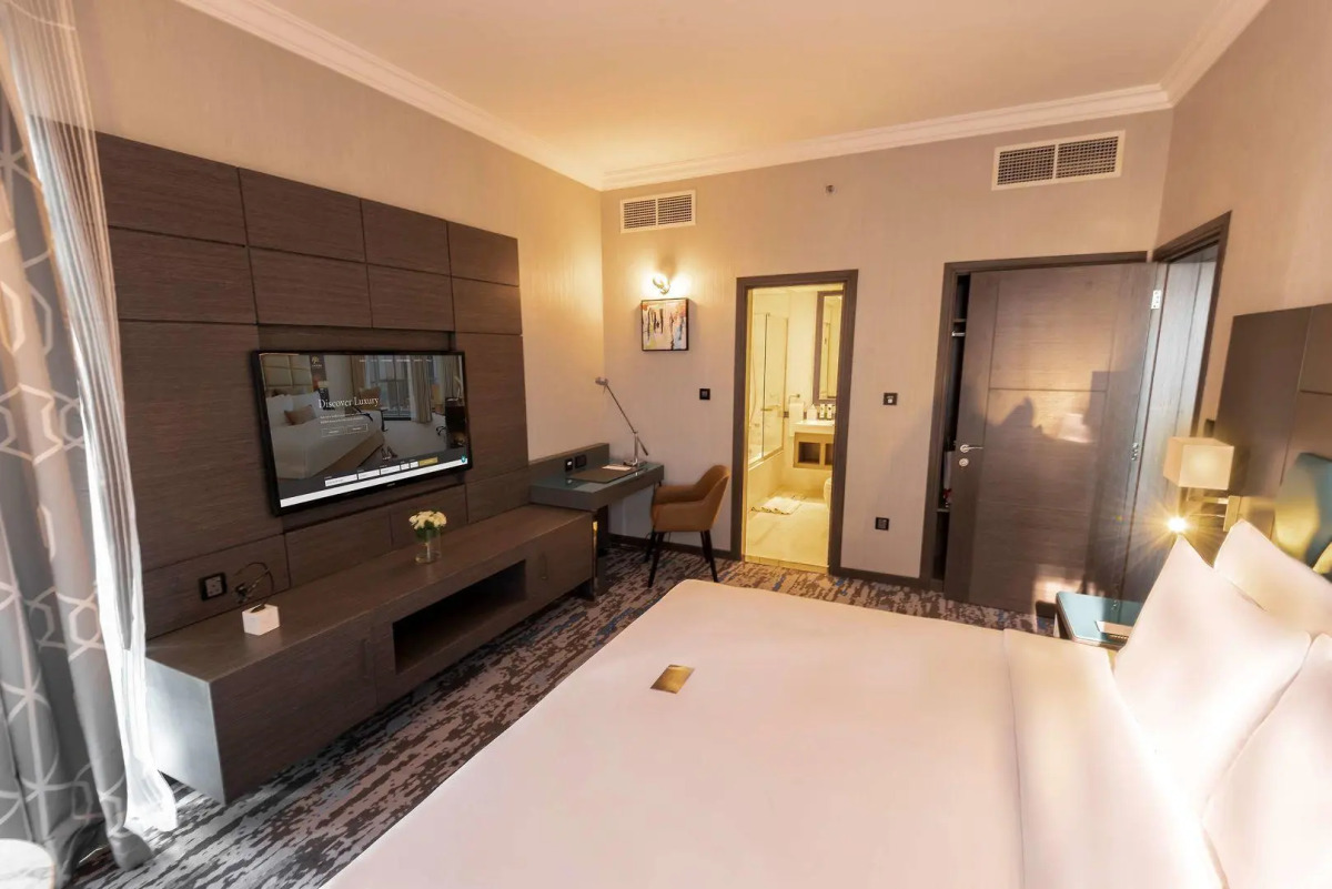 Edge Creekside Hotel